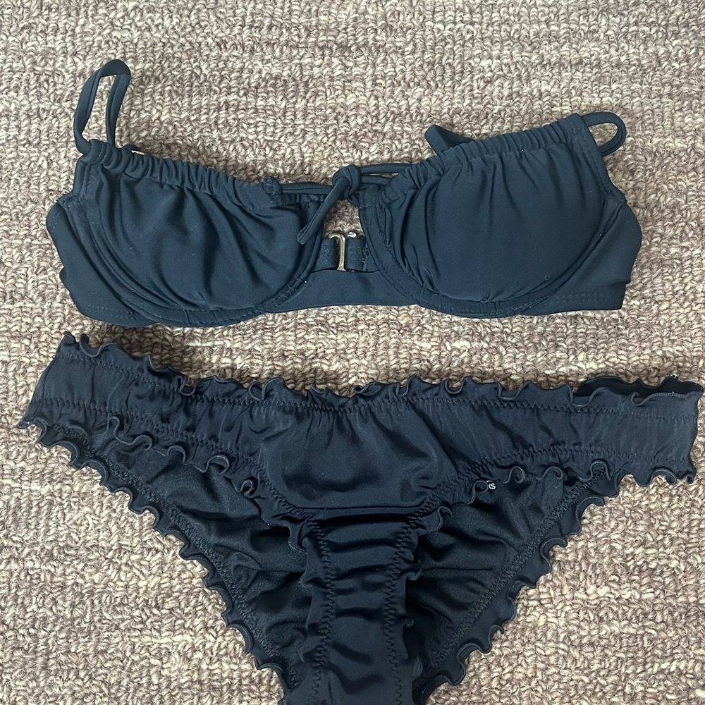 Shade & Shore Black Ruffle Bikini Bottoms